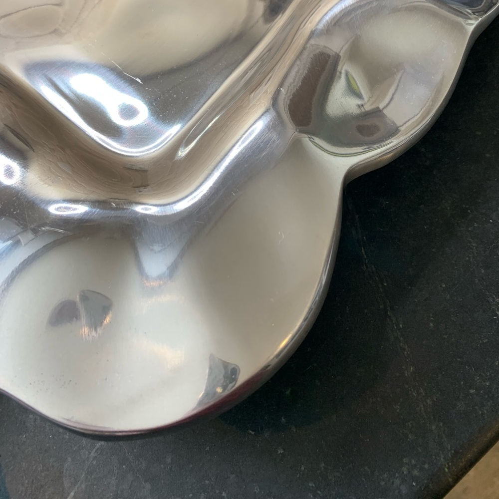 LENOX | Organics Collection | Ruffle Rectangular Tray - Picture 5 of 9